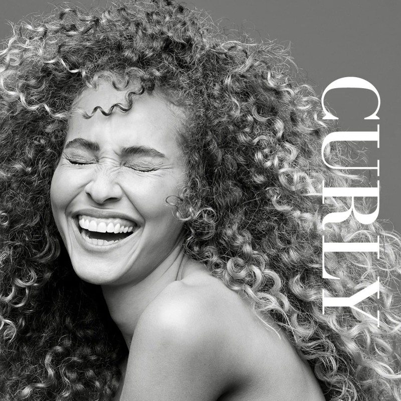 MEDAVITA IDOL Curly Circle Modeling Spray 150 ml - Spray modelujący do włosów kręconych o lekkim utrwaleniu